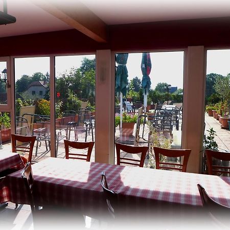 Hotel Lindenberger Hof Ahrensfelde Kültér fotó